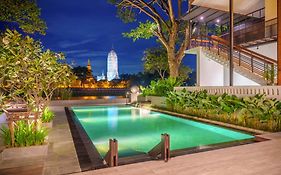 โรงแรมไอยูเดีย